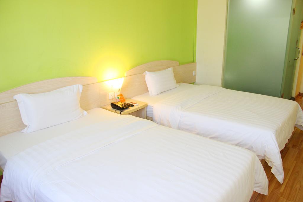 7Days Inn Guangzhou Longkou East Zimmer foto