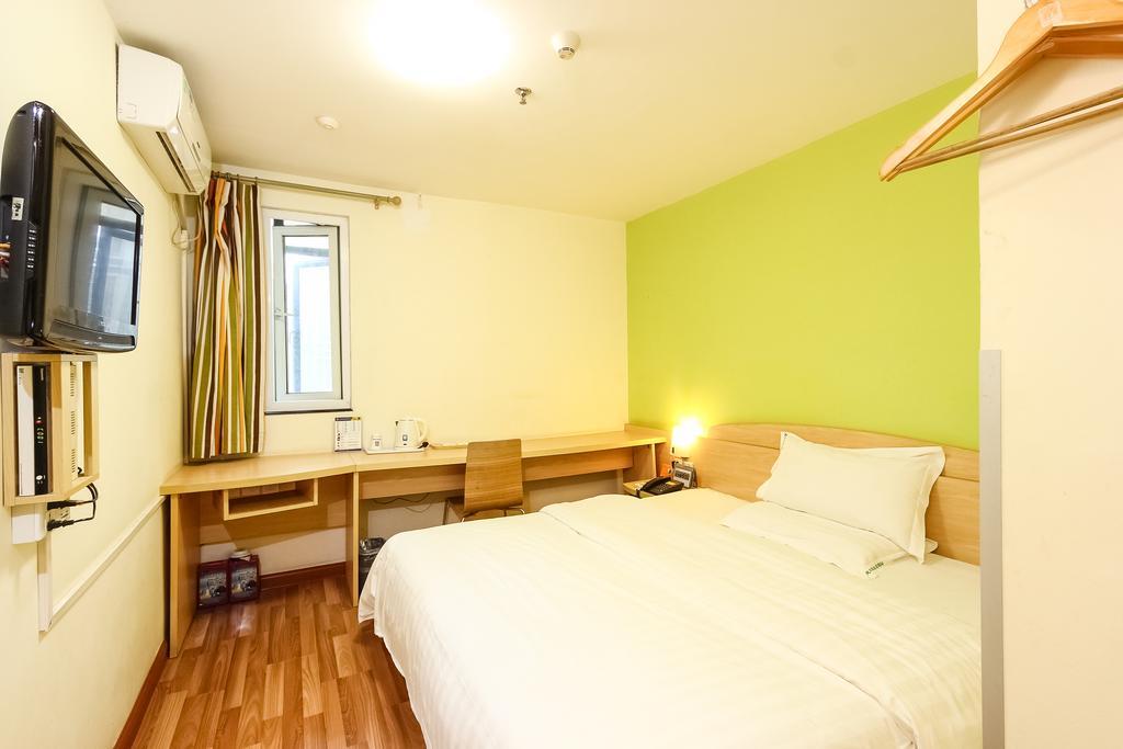 7Days Inn Guangzhou Longkou East Exterior foto