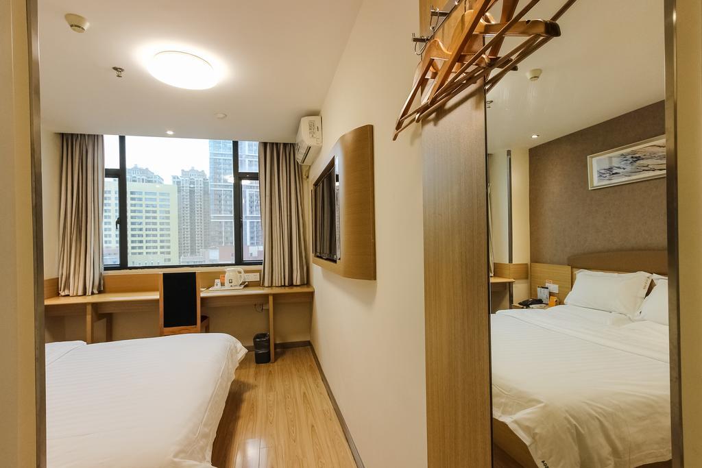 7Days Inn Guangzhou Longkou East Exterior foto