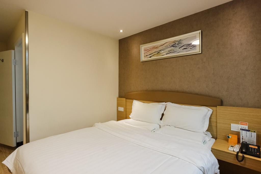 7Days Inn Guangzhou Longkou East Exterior foto